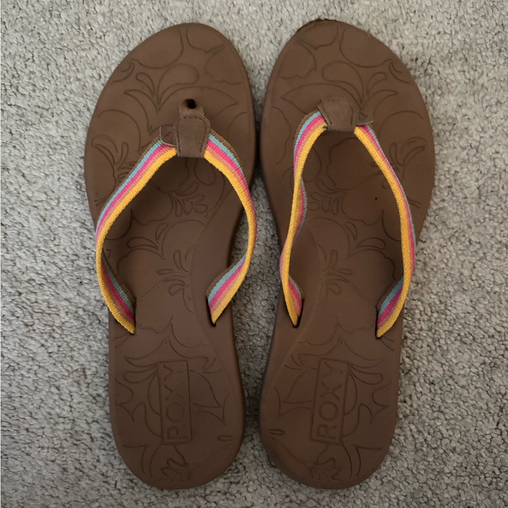 Roxy Multicolor Strap Sandals